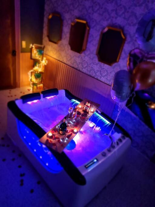 Royal Room Jacuzzi Haut De Gamme Centre Ville Mulhouse Exterior foto