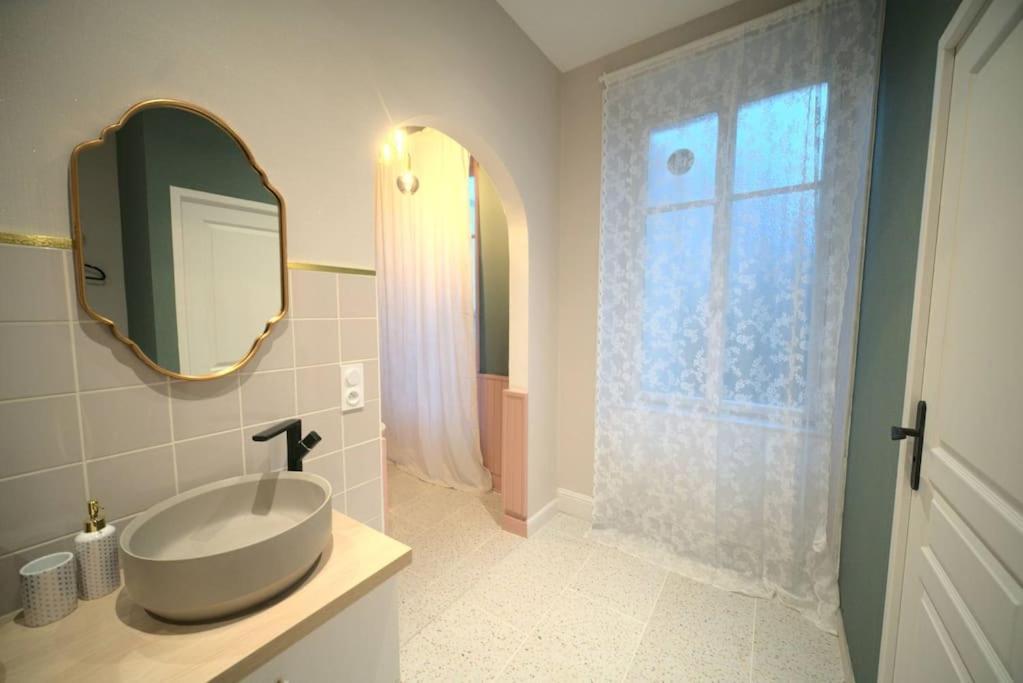Royal Room Jacuzzi Haut De Gamme Centre Ville Mulhouse Exterior foto